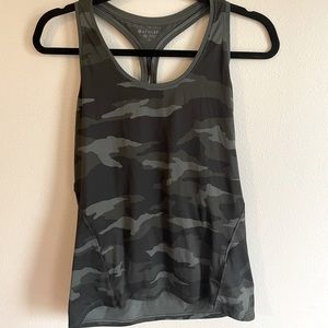 Athleta Limitless Keyhole Tank